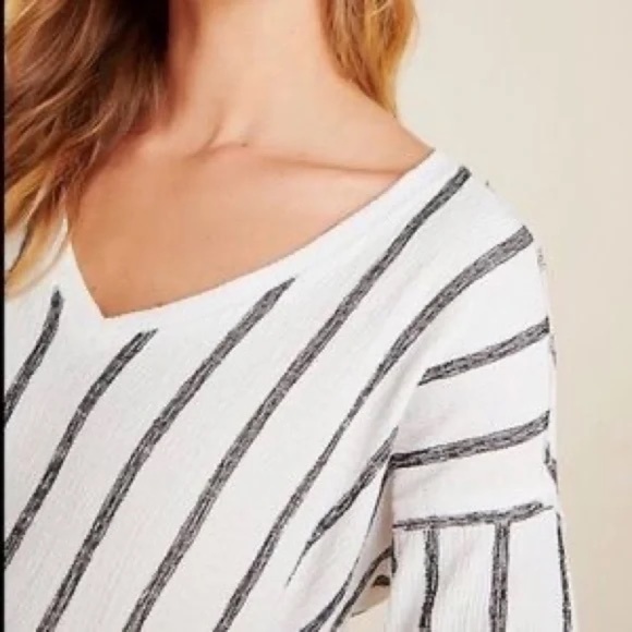 Anthropologie Willa Textured Vertical Stripe VNeck Long Sleeve Blouse Size M - Picture 3 of 8